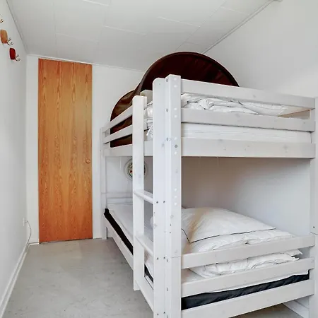 2 Bedroom Lovely In Slagelse Drosselbjerg
